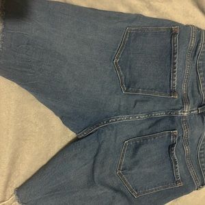 Mid thigh denim shorts